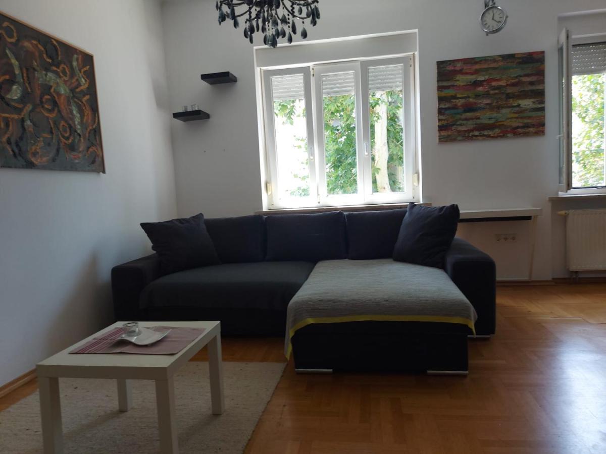 Downtown Oasis Zagreb Apartment Luaran gambar